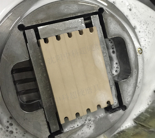 塑料件磨削圖片 塑料件磨削圖片